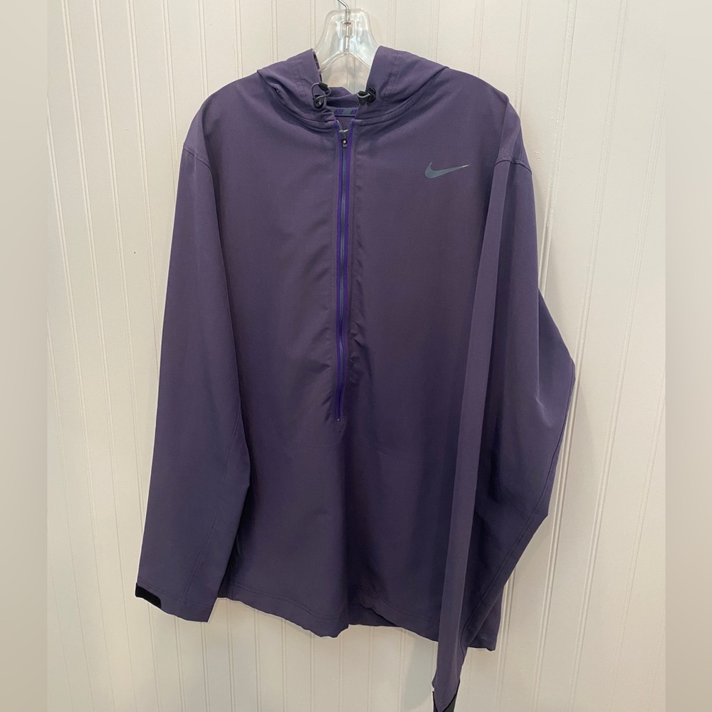 Men’s Nike track suit